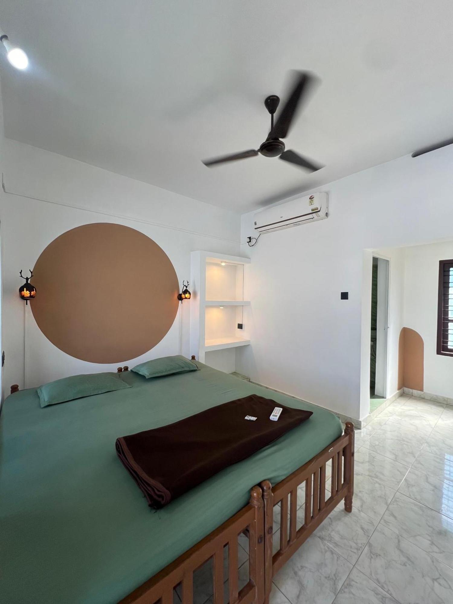 Happy Land Hotel Varkala Bagian luar foto
